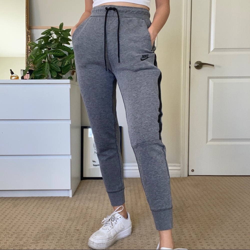 Nike sportswear tech fleece joggers